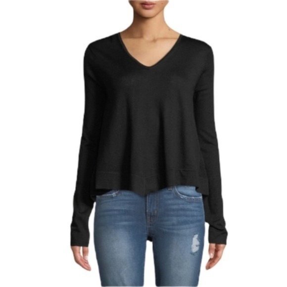 DEREK LAM 10 CROSBY Ventura Lightweight High-Low V-Neck Sweater - Small - Black - Picture 1 of 4